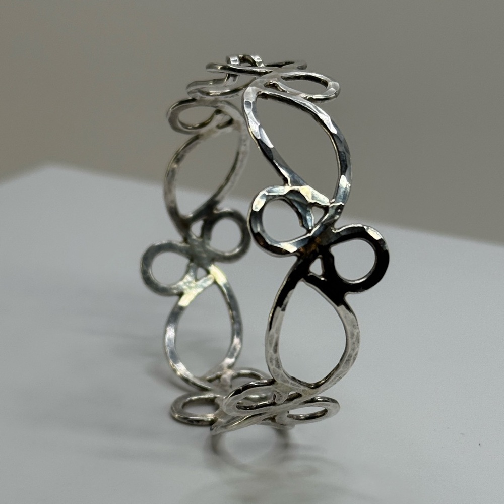 925 Silver scroll bangle - Picture 9 of 13